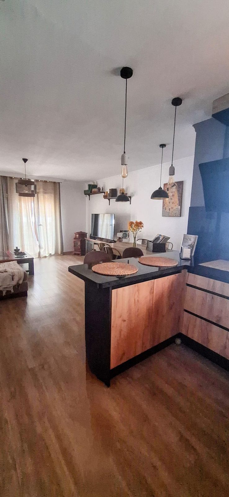 11eec8ba1542033290ff9a60029227c2 - 12