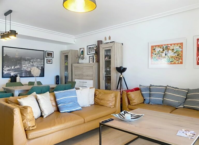 124116a05e0469a530f15bd3bb09b878 - 12