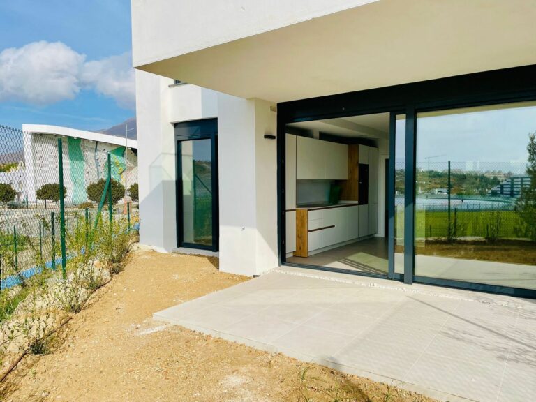 12c5d997925ab08bbb3742136eead10f - 13