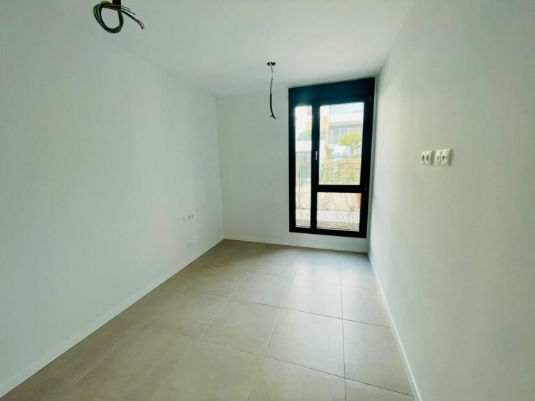 12c5d997925ab08bbb3742136eead10f - 6