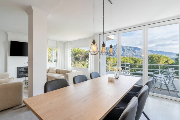 13a6ad0143531e7418c005dcd673d077 - 2