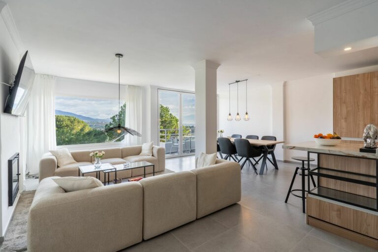 13a6ad0143531e7418c005dcd673d077 - 3