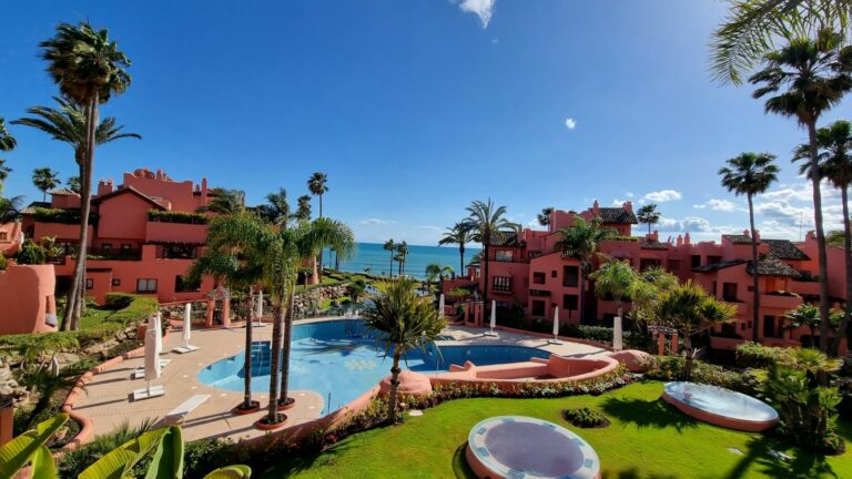 150e720de48afbe609c58c564d24fe7f - 16