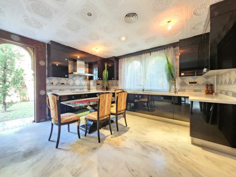 1665394d7324d18bfeea383961611cfa - 14