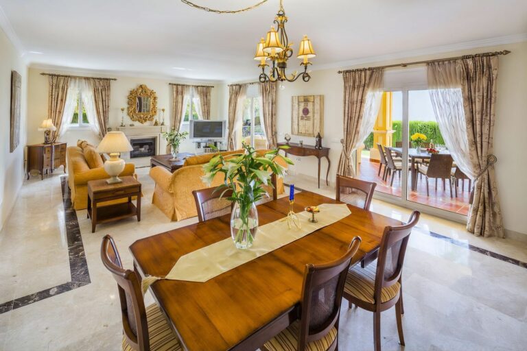 16c2083cc160f7cfe8ba8d2c1f0999d9 - 3