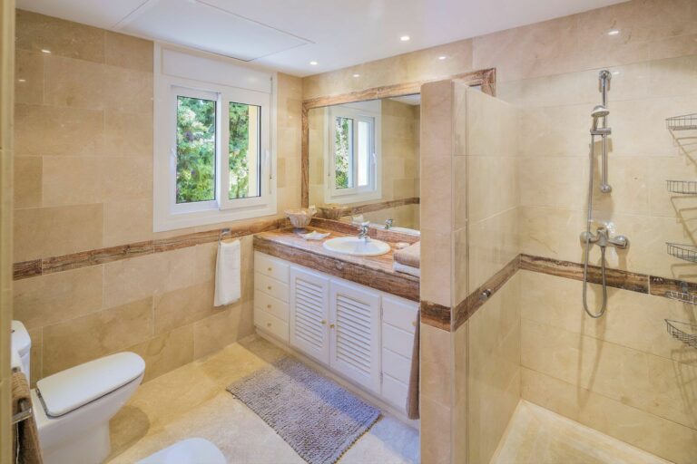 16c2083cc160f7cfe8ba8d2c1f0999d9 - 8