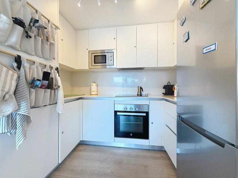 16f5d6666b2100167e1009518791cc7d - 11