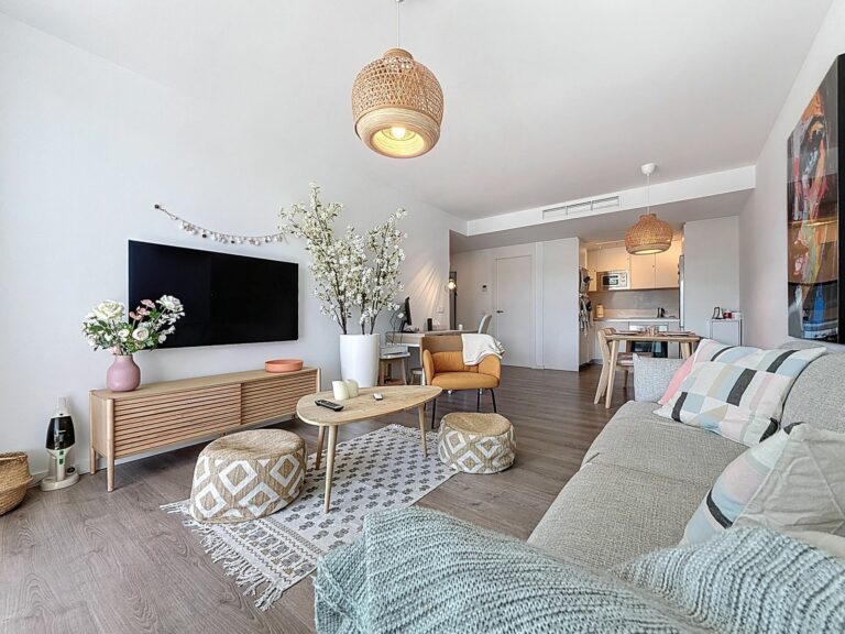 16f5d6666b2100167e1009518791cc7d - 7