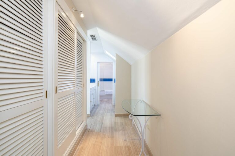 17e30dd9294ed6f0c1c6f7869516a8e0 - 12