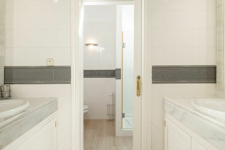 17e30dd9294ed6f0c1c6f7869516a8e0 - 9