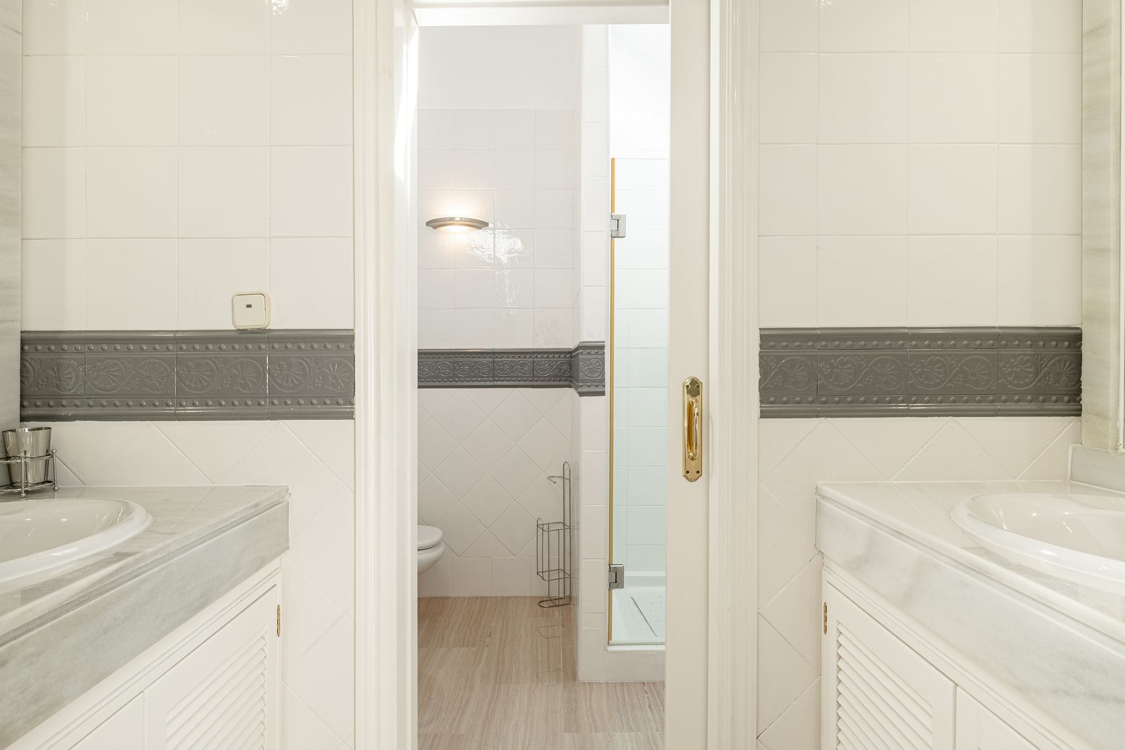 17e30dd9294ed6f0c1c6f7869516a8e0 - 9