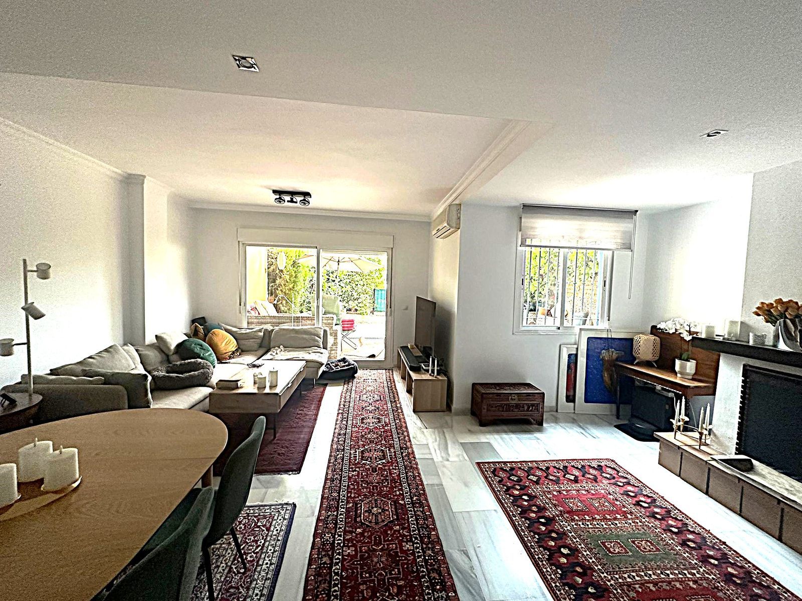 19d32d5e8eb9527016c3e06a15822168 - 2