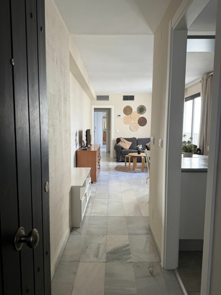 1a3186dd72b3a83040cf0ceeb0762661 - 9