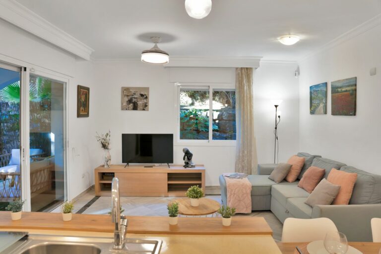 1b888fd179b3580f7799865870be6226 - 13