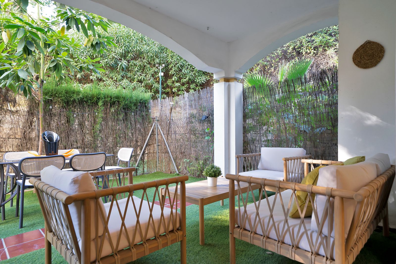 1b888fd179b3580f7799865870be6226 - 2