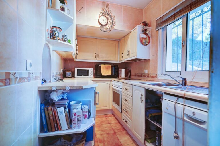 1b9094afcfd8a4c7535a71dd8cc83628 - 7