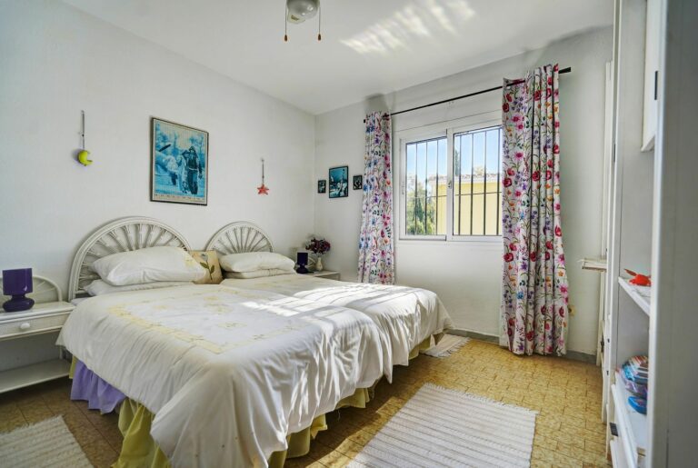 1b9094afcfd8a4c7535a71dd8cc83628 - 8