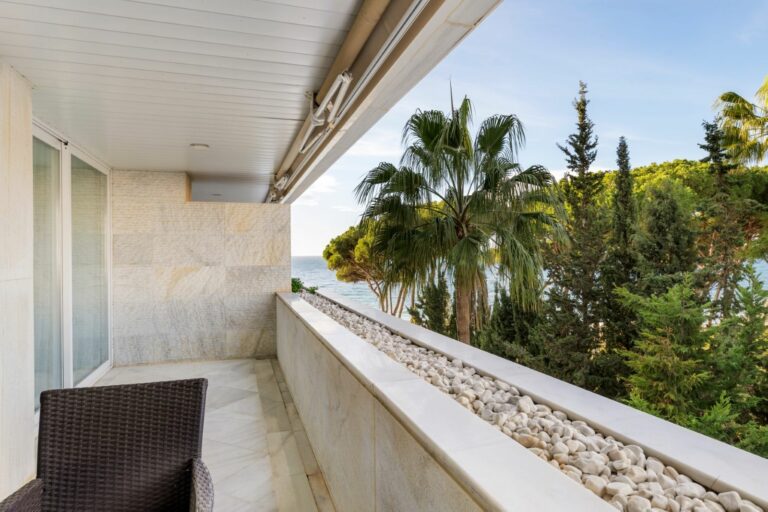 1d3bc5856a2e9f136da8d4332011d314 - 14