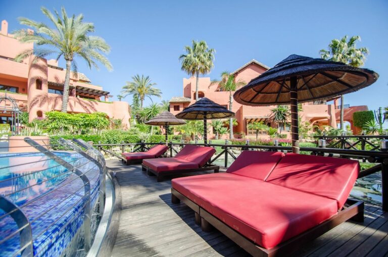 1ef2a603c5adaf71b1a467d4fb73ce44 - 10