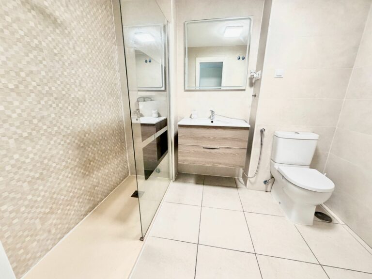 1fea943ec1f4a439a77425427f5ffc65 - 10