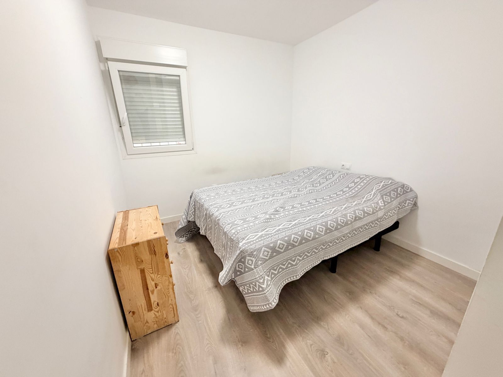 1fea943ec1f4a439a77425427f5ffc65 - 8