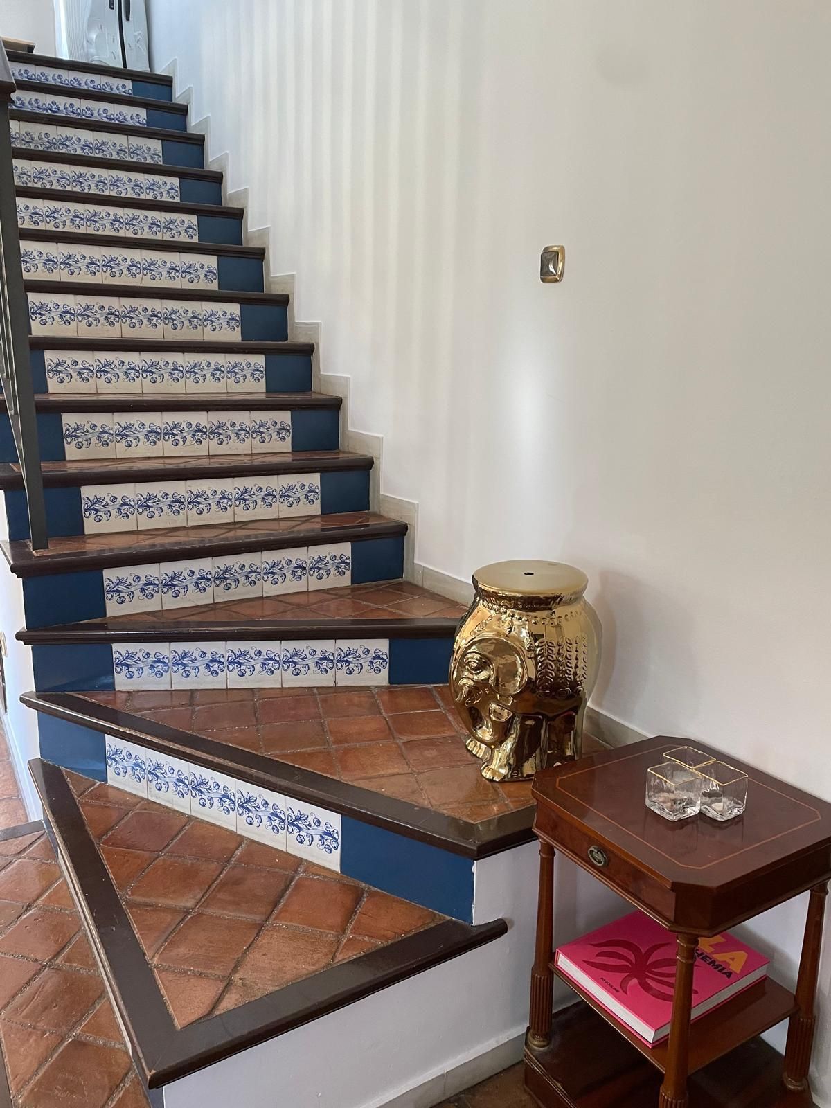 2192ace45091762bd23d17944a133107 - 7