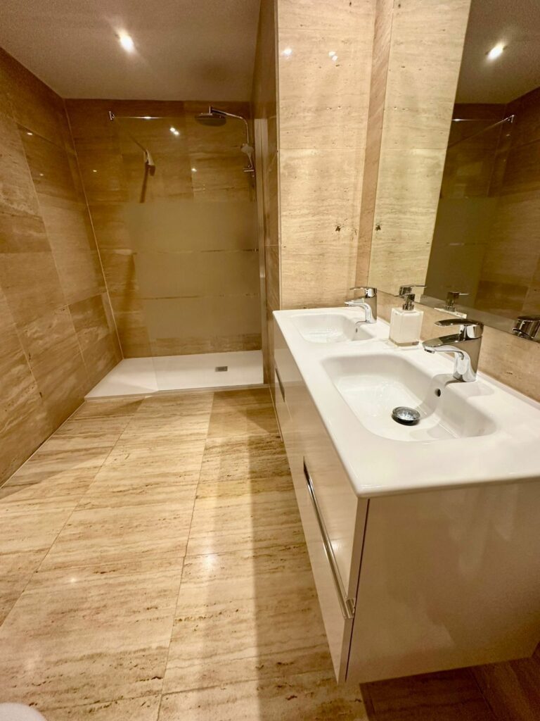 21eb0af12fe82590c4af7323eef258aa - 14