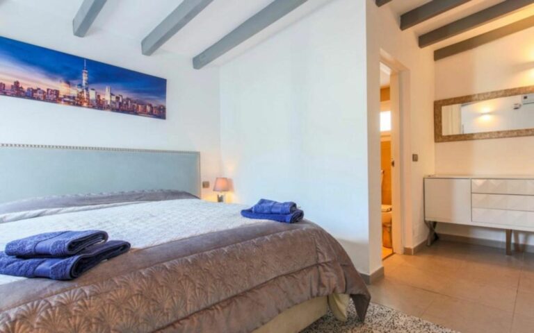 22c2b11e65ddbb7bc976c18607655388 - 10