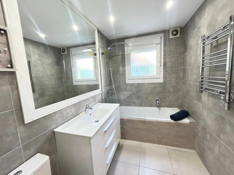 22c2b11e65ddbb7bc976c18607655388 - 11