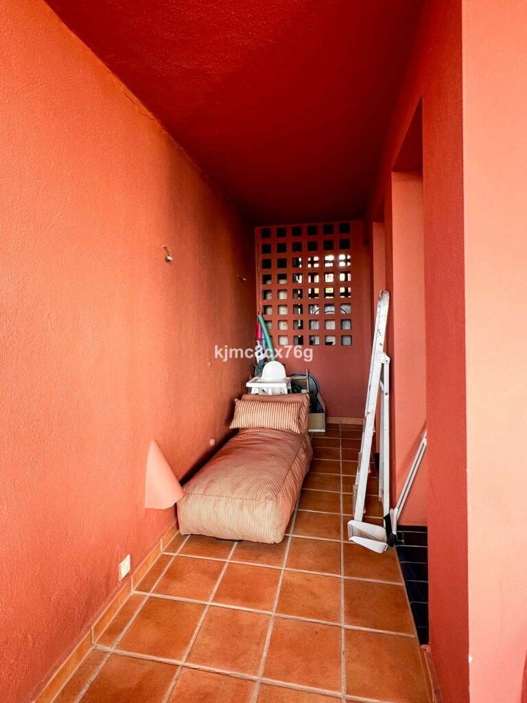 2354ede8ad04ea309aeb07b6122ec72a - 16