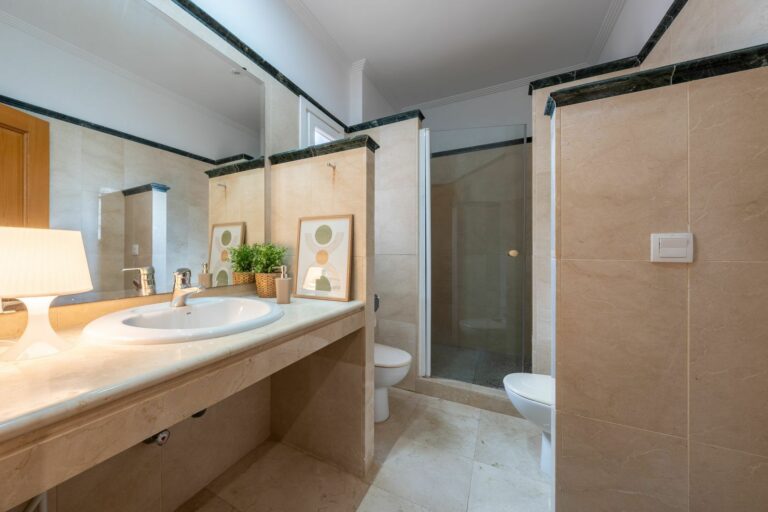 23cc2eeff0418628088b9e52f3b7b4bc - 15