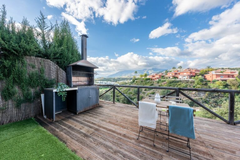 23cc2eeff0418628088b9e52f3b7b4bc - 4