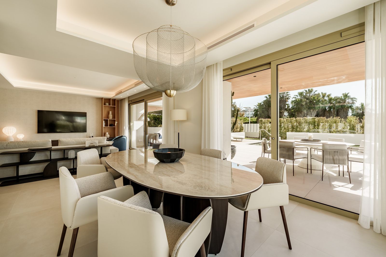 2429b7f3539b6eaaf053e4730bc74162 - 10