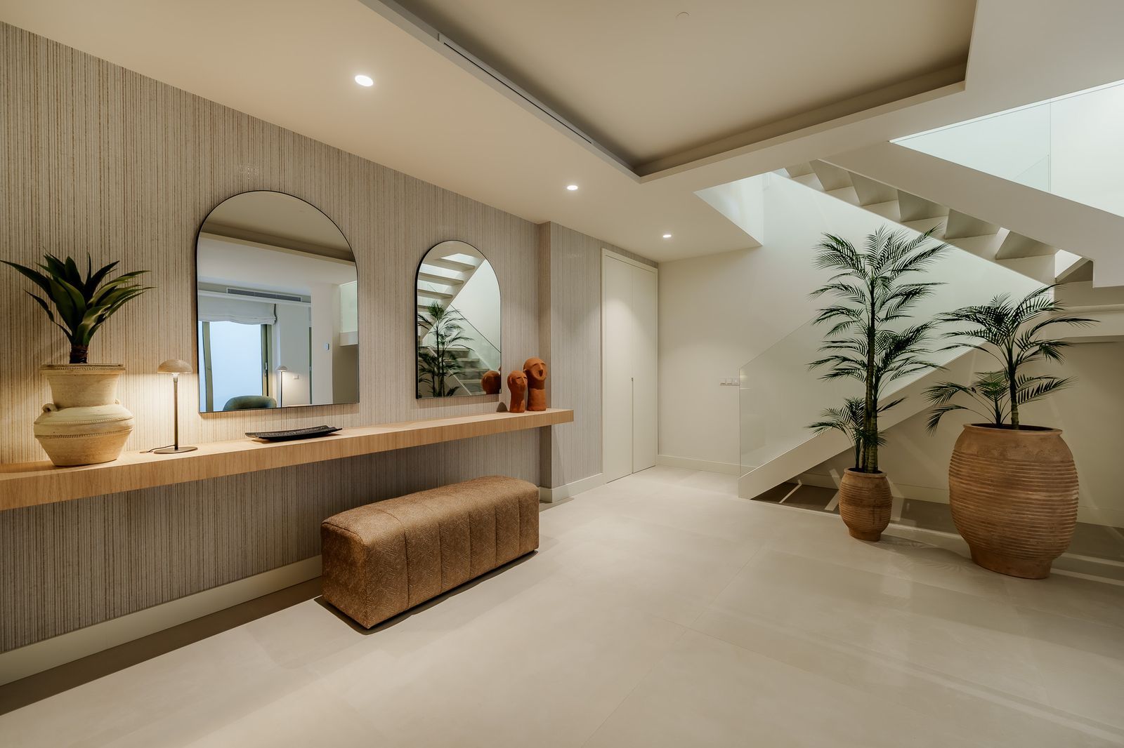 2429b7f3539b6eaaf053e4730bc74162 - 15