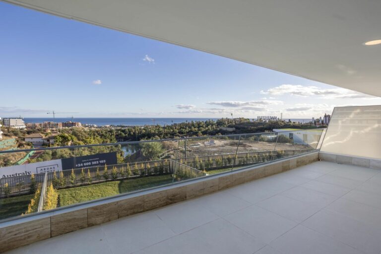 245d14fe6c3f298ceb470dcc0a3c0e37 - 1