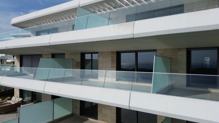 245d14fe6c3f298ceb470dcc0a3c0e37 - 4