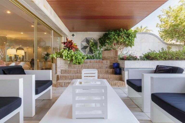 24c195dcd1978779b114cc26ce41f825 - 12