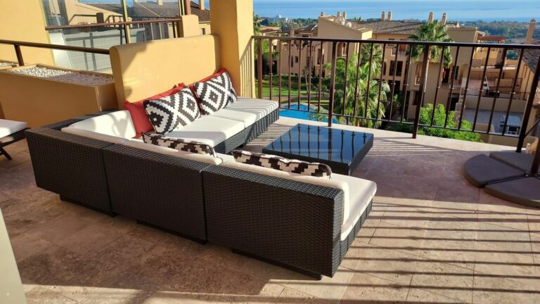 252e1bc20bca8ffb173659a7baefee32 - 5