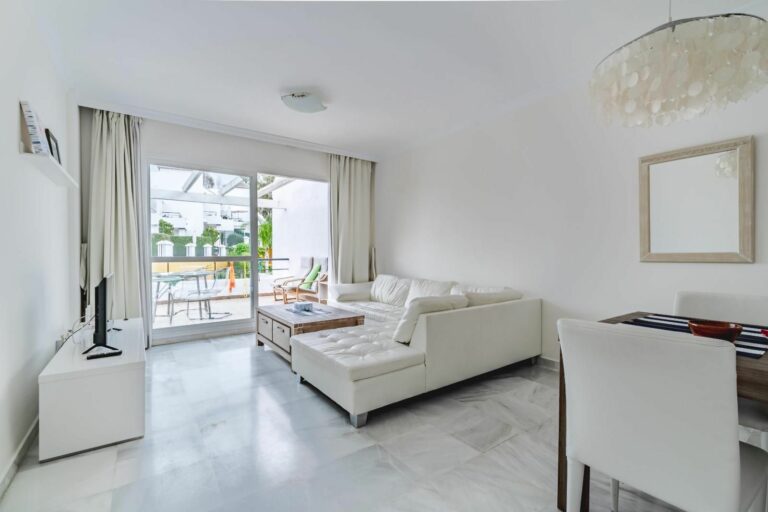 26e94e0aeb2a85d24582470d199e5dd1 - 2