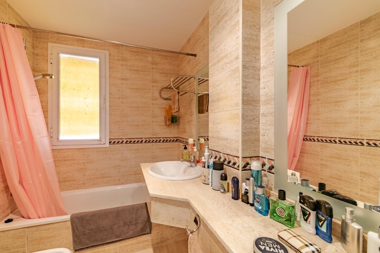 26e94e0aeb2a85d24582470d199e5dd1 - 9