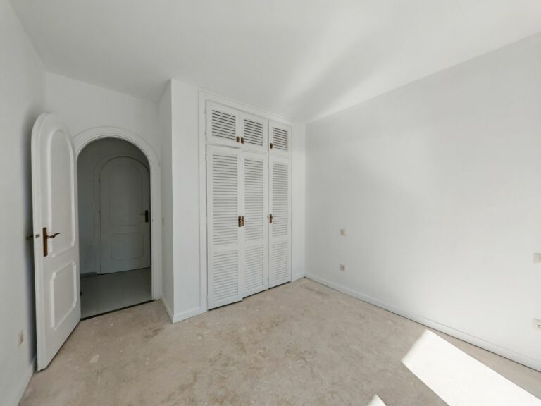 27e68bde467f1d648602c657ab295e33 - 12