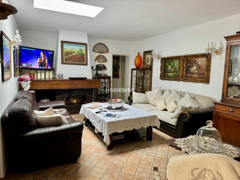 2877b7aad2582c551bc9e80d02ee76f9 - 4