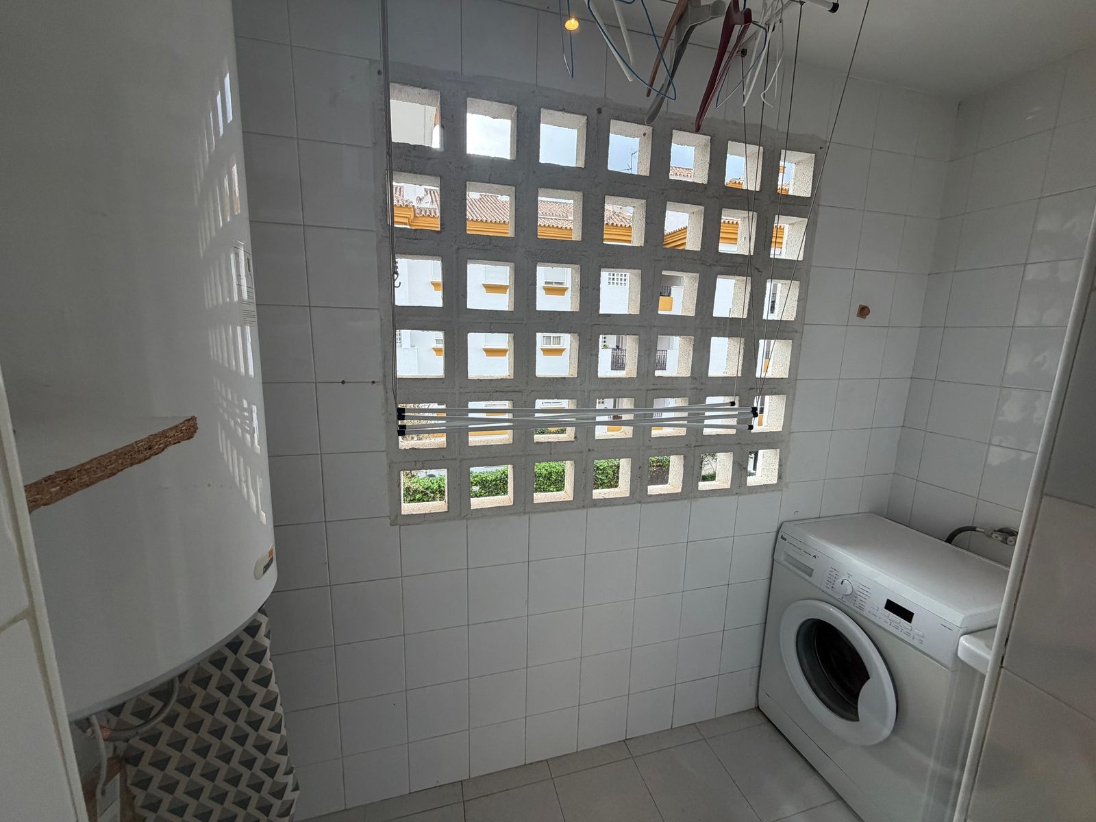 28942a4e3d0f580f8690cdb947ea4ce4 - 12