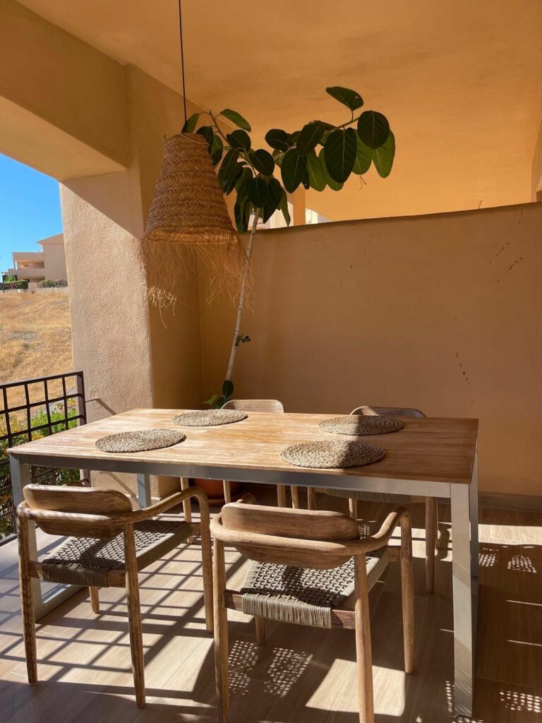 28c42705902d6ae669f167fba3b5df5d - 4