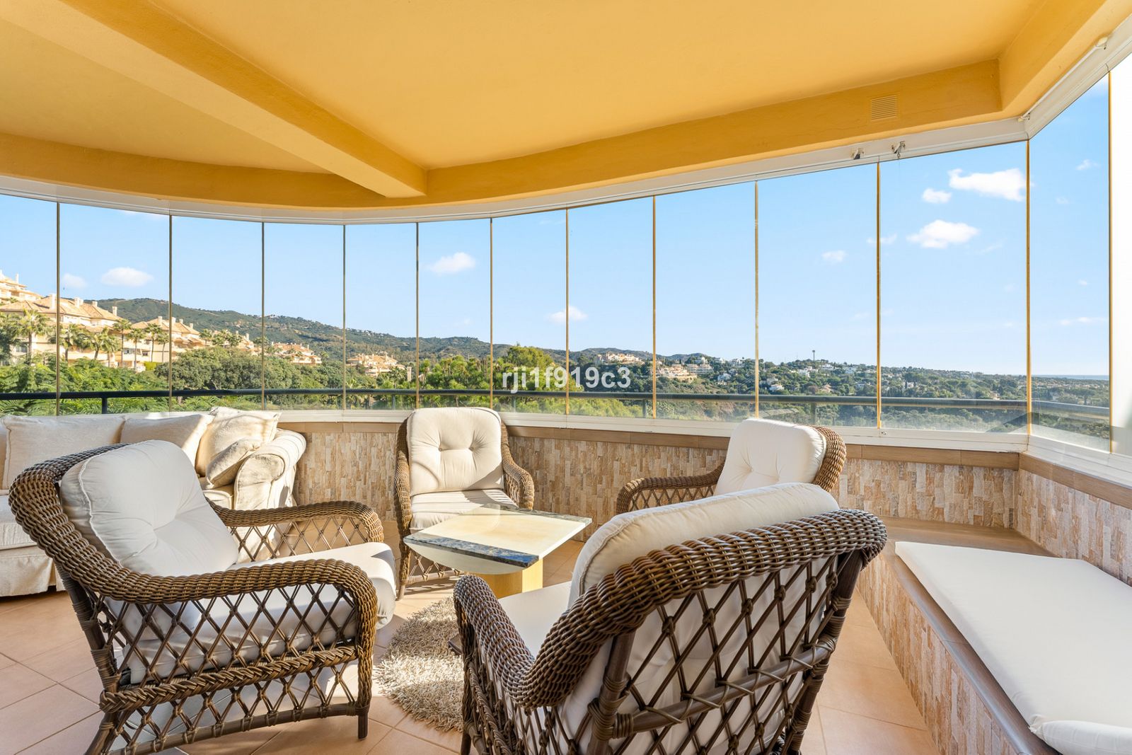 28d78fca51bc10de57eca74b88bf2cd0 - 13