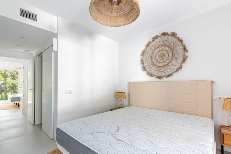 28e78ac2e3cfae7458d8e52eb0862f8f - 11