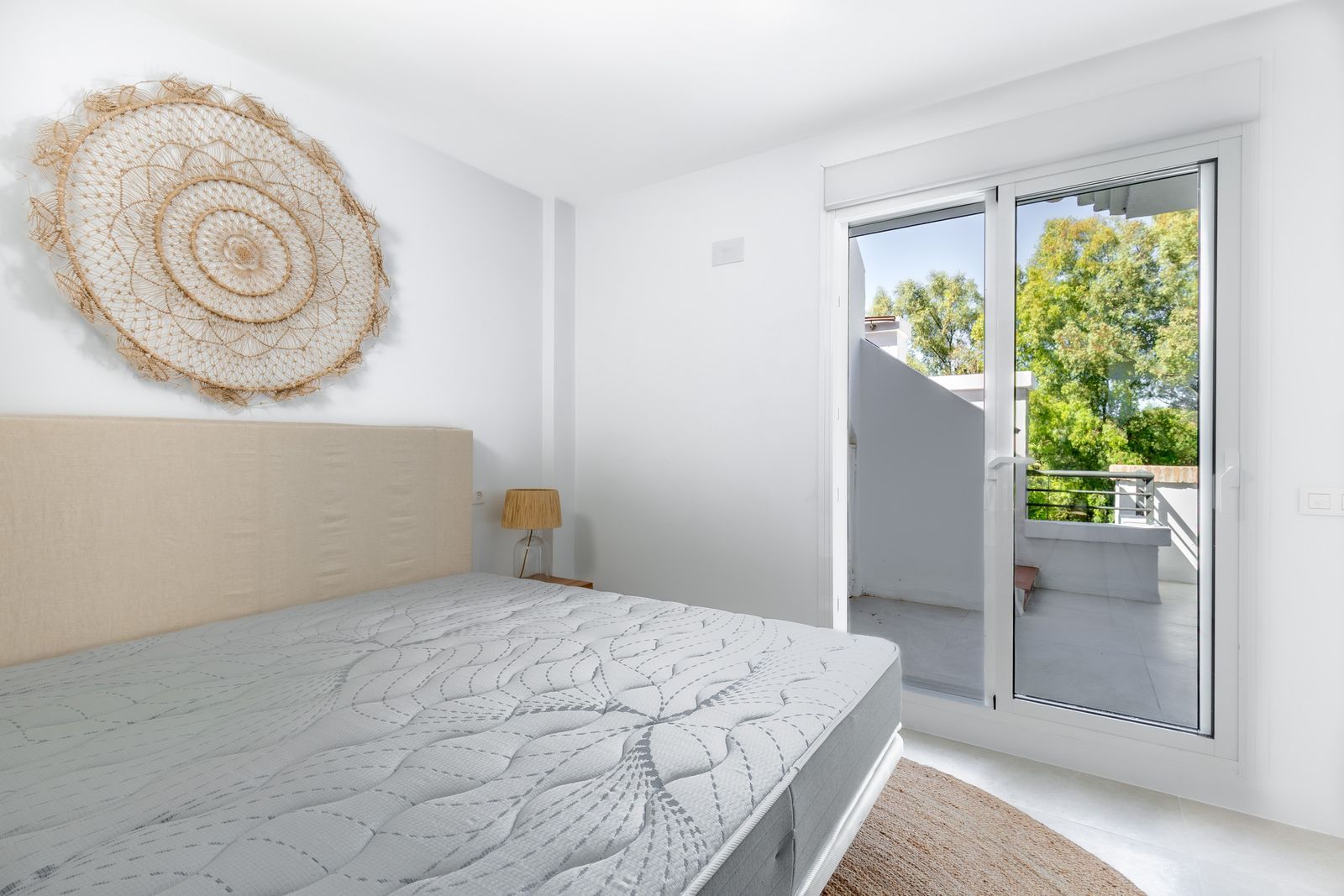 28e78ac2e3cfae7458d8e52eb0862f8f - 12