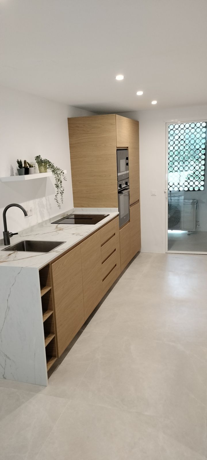 28e78ac2e3cfae7458d8e52eb0862f8f - 9