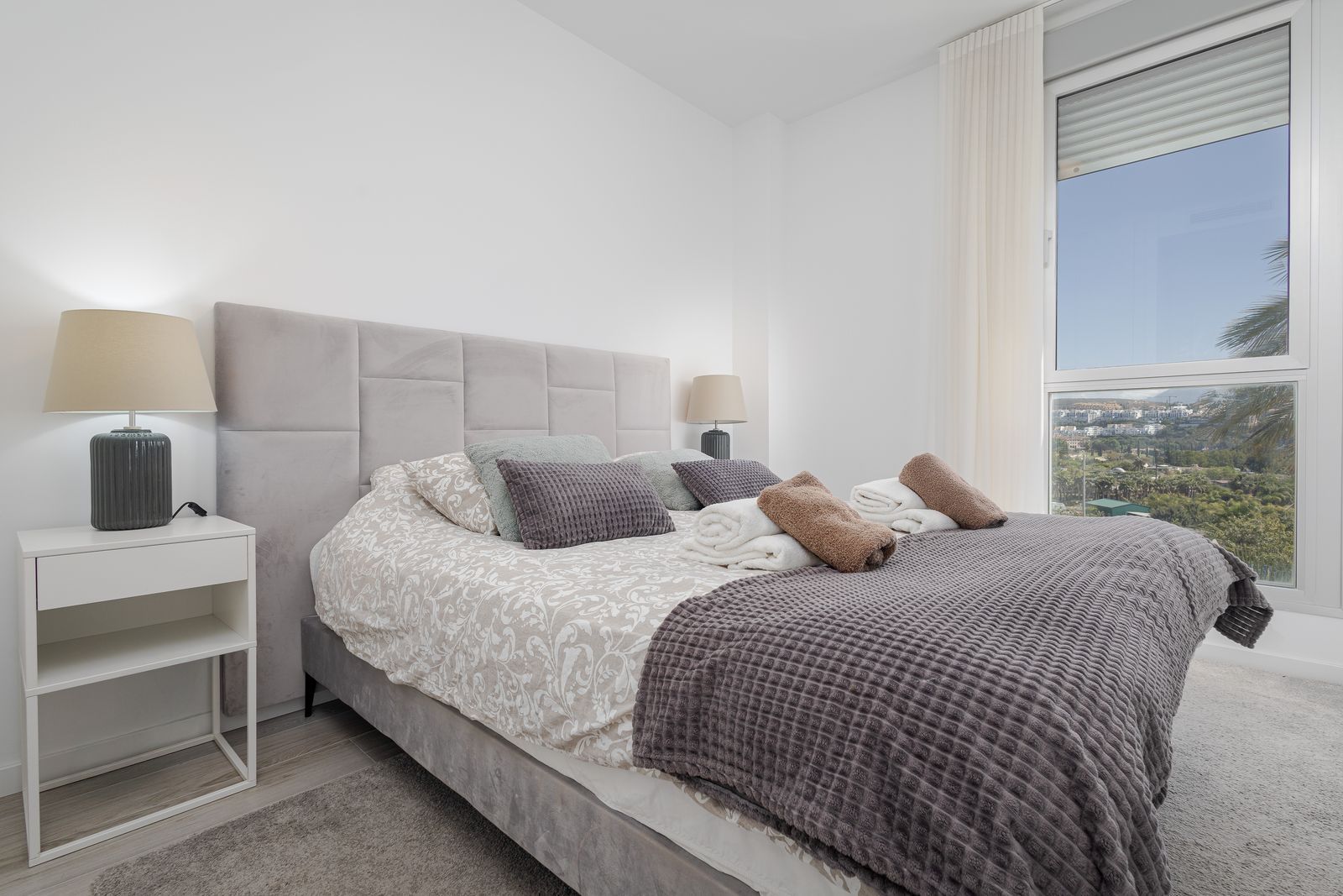 2a1d9b3bc82d0d8ceb7492a5e8b253ce - 13