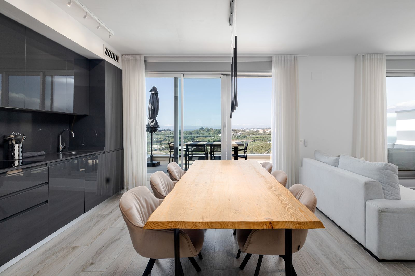 2a1d9b3bc82d0d8ceb7492a5e8b253ce - 5